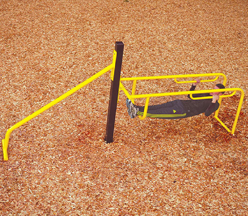 ExerTRAC Fitness Station FE-1330 – Angled Vault / Parallel Bars